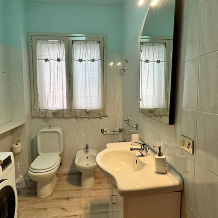 Apartment Casa Carolina, A 20 Metri Dal Mare In Pieno Centro