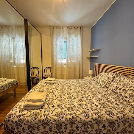 Casa Carolina, A 20 Metri Dal Mare In Pieno Centro Apartment Aci Castello